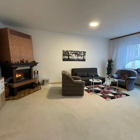 Robinshomes-weddel Apartment *