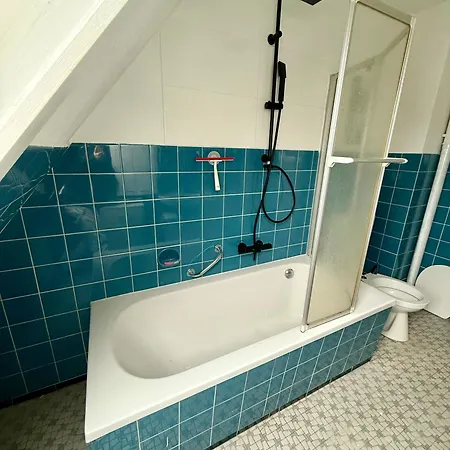 Robinshomes-weddel Apartment *